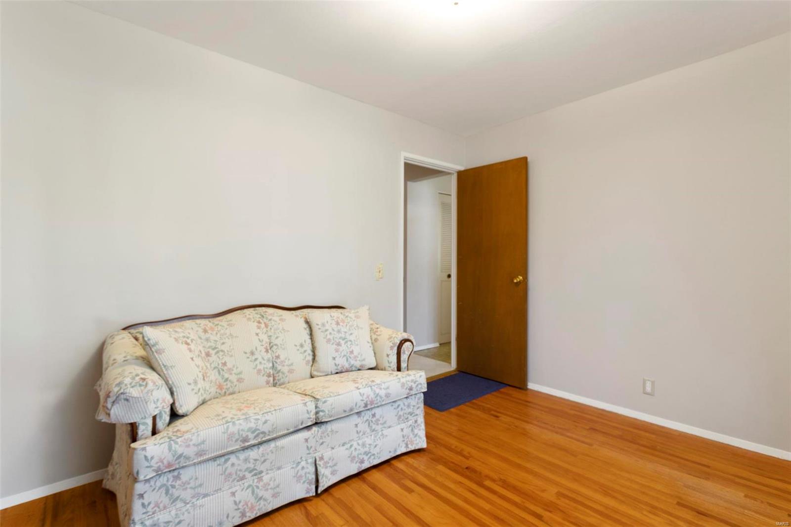 2560 Derhake Road Florissant, MO 63033 - Photo 18 of 31 Gallery Image 18