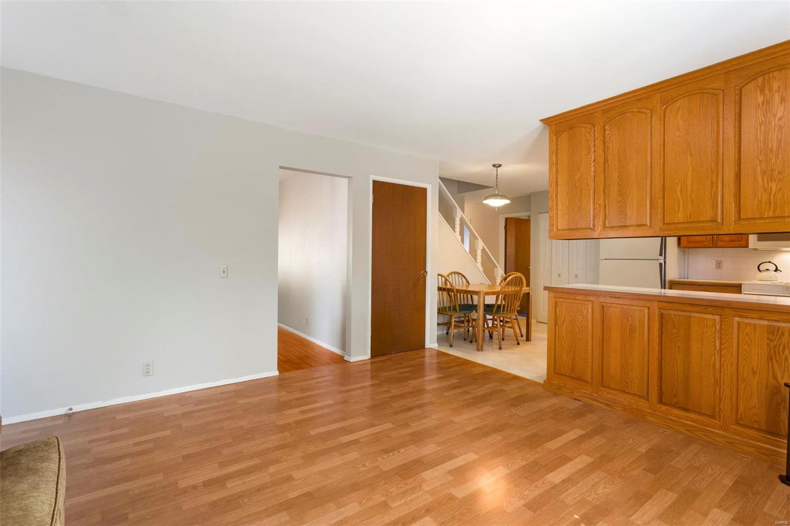 2560 Derhake Road Florissant, MO 63033 - Photo 9 of 31 Gallery Image 9