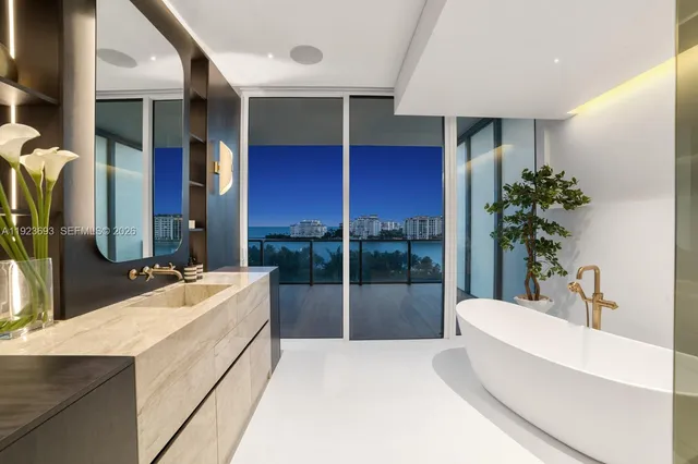 a view of a large building