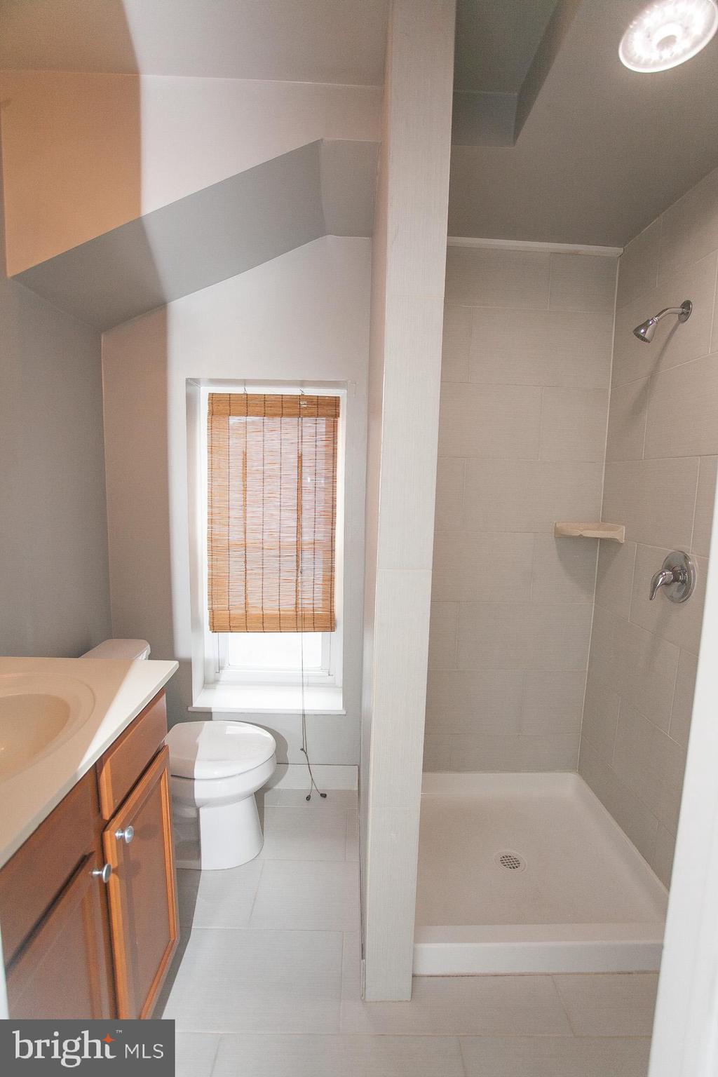 235 Roxborough Avenue Philadelphia, PA 19128 - Photo 17 of 31