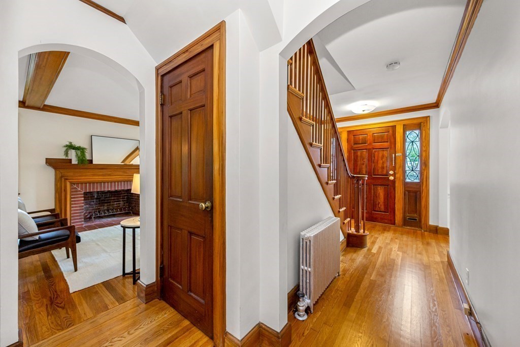 147 Jason Street Arlington, MA 02476 - Photo 7 of 42 Gallery Image 7
