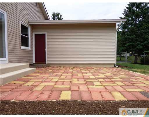 7 Hawthorne Road Piscataway, NJ 08854 - Photo 11 of 15 Gallery Image 11