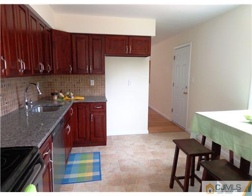 7 Hawthorne Road Piscataway, NJ 08854 - Photo 14 of 15 Gallery Image 14