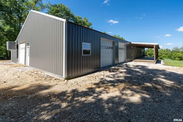 $725,000 | 2196 Wilderness Retreat Road, Jonesboro, IL 62952