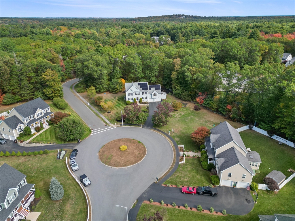 79 Spencer Knowles Road Rowley, MA 01969 - Photo 1 of 42 Gallery Image 1