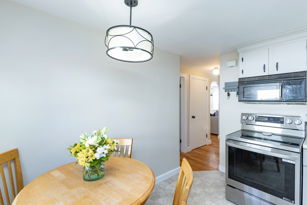 7 Linden Road Peabody, MA 01960 - Photo 21 of 38