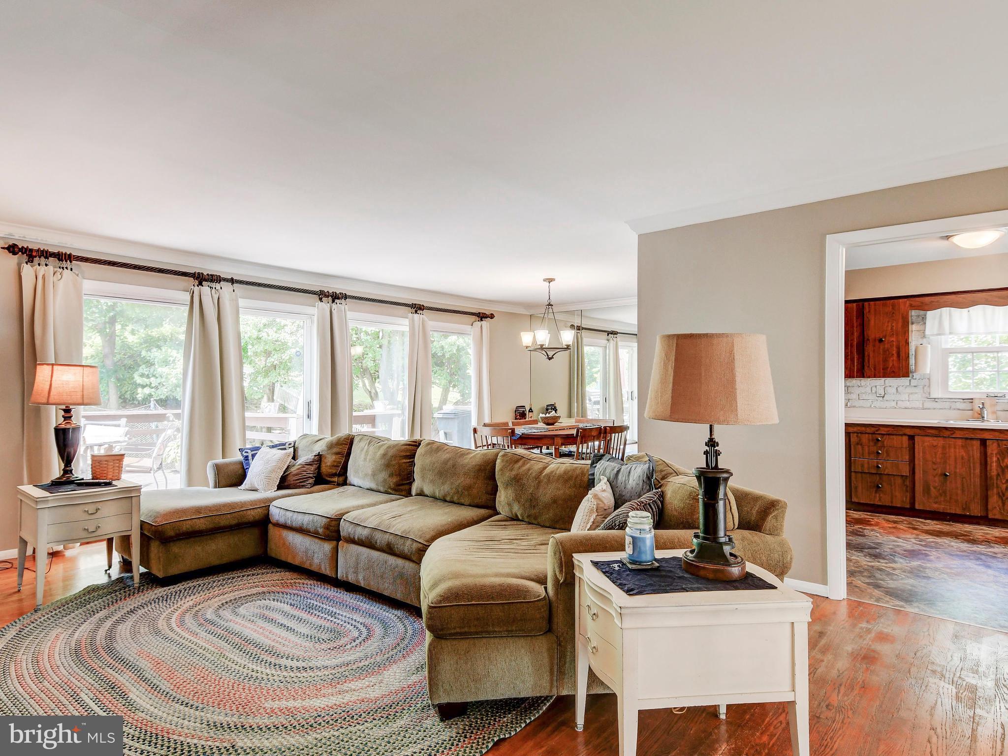 6702 Garvey Road Baltimore, MD 21237 - Photo 10 of 42