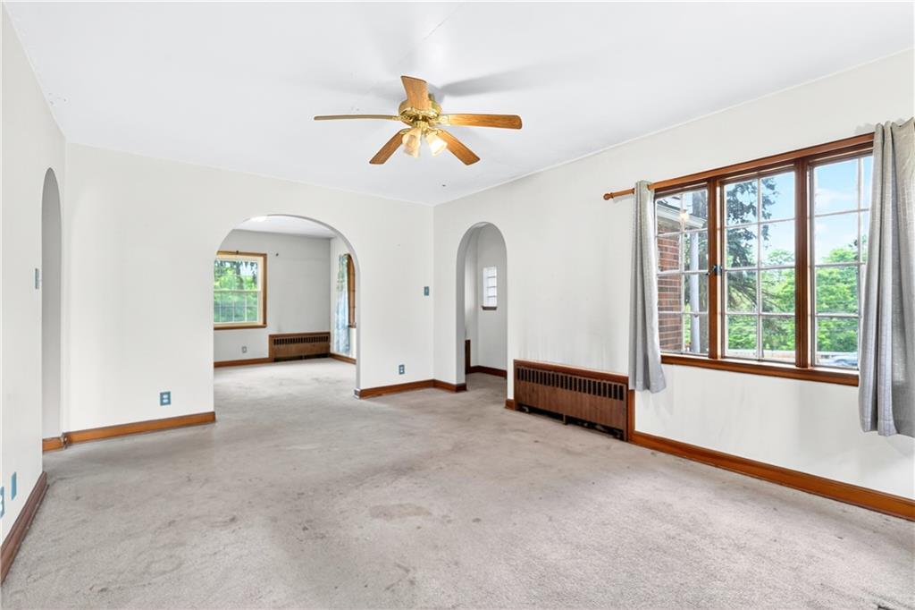 900 Washington Road Washington, PA 15301 - Photo 18 of 50 Could this be your lobby...