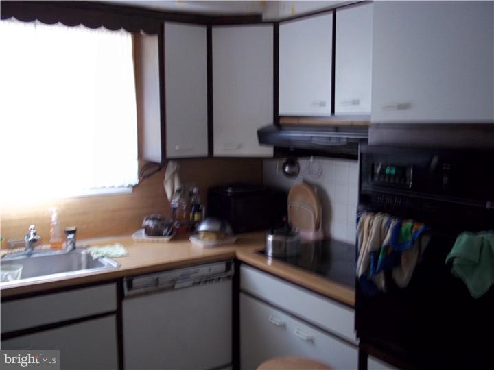 1213 Alsace Road Reading, PA 19604 - Photo 3 of 4 Gallery Image 3