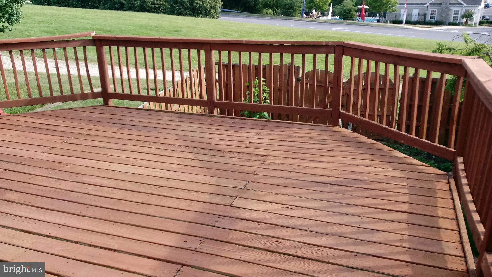 6312 Greenfield Road Elkridge, MD 21075 - Photo 9 of 15 Rear Deck