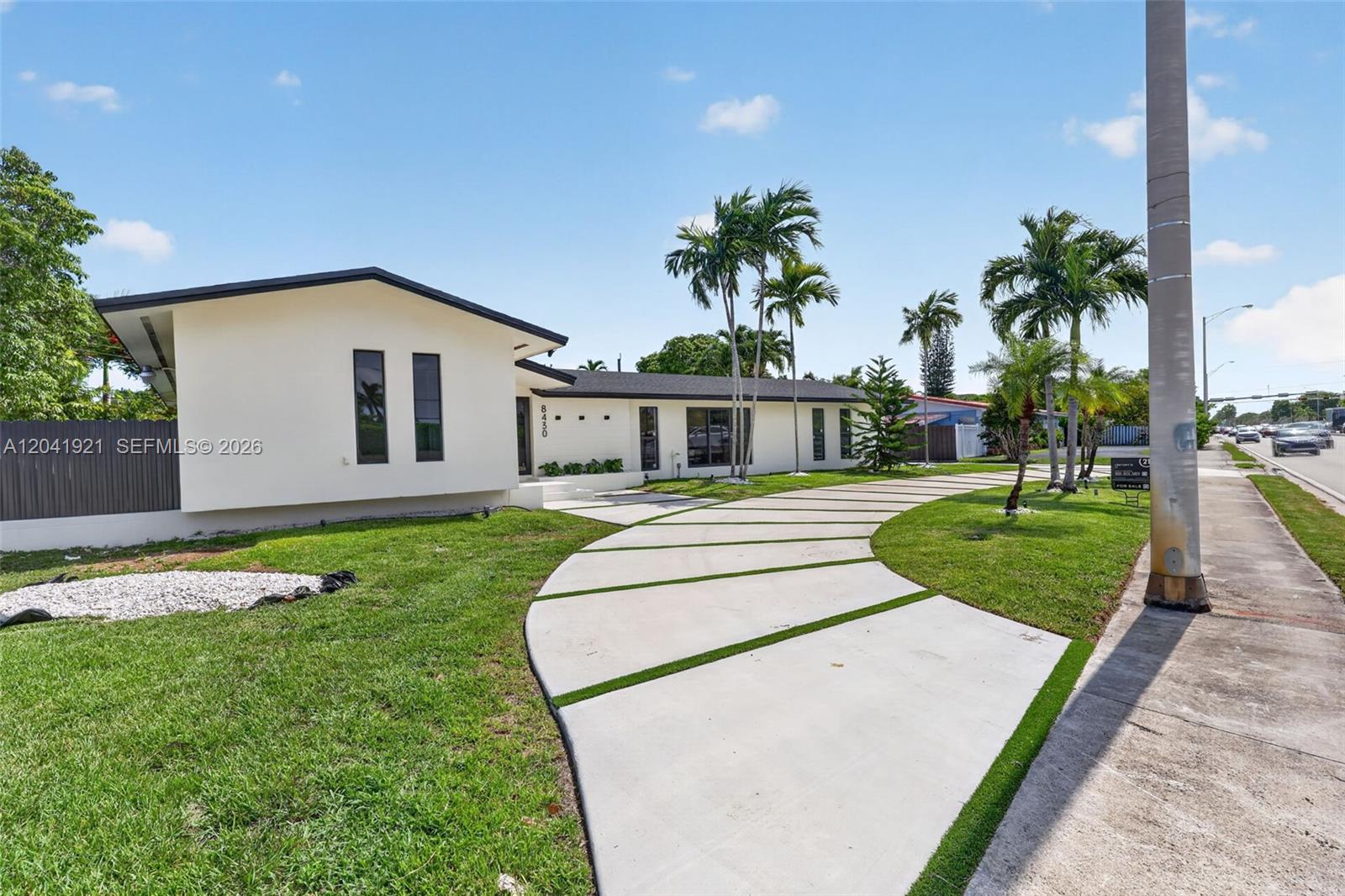 8430 Southwest 88th Street Miami, FL 33156 - Photo 4 of 70
