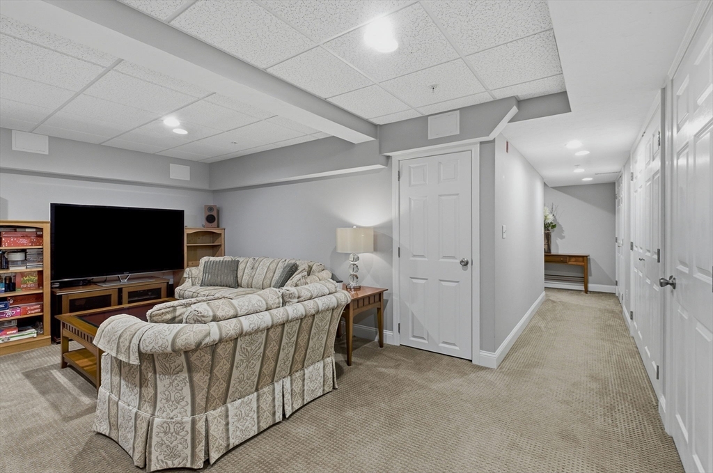 161 Broad Street, Unit 2 Hudson, MA 01749 - Photo 18 of 32
