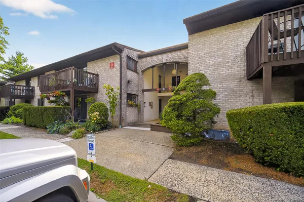 $229,000 | 4 Secora, Unit E2, Monsey, NY 10952