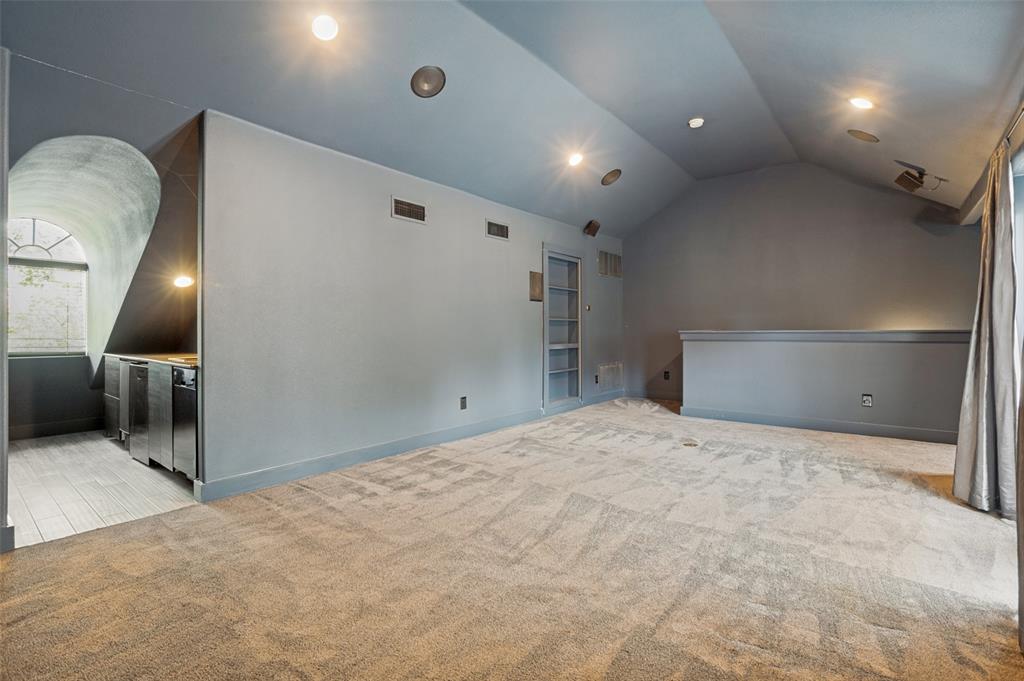 2205 Canton Street, Unit 105 Dallas, TX 75201 - Photo 16 of 38