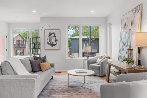 $696,768 | 1033 Pacific Street, Kansas City, MO 64106