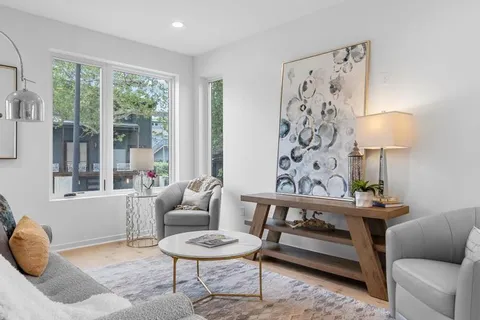 $696,768 | 1033 Pacific Street, Kansas City, MO 64106