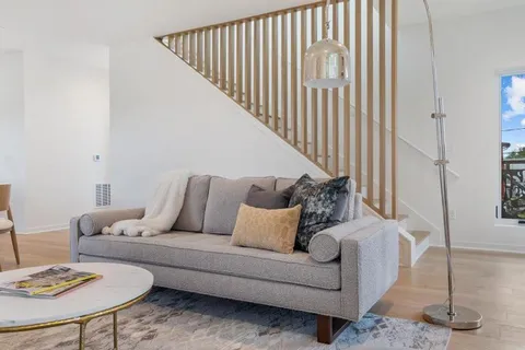 $696,768 | 1033 Pacific Street, Kansas City, MO 64106