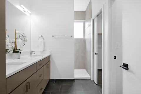 $696,768 | 1033 Pacific Street, Kansas City, MO 64106