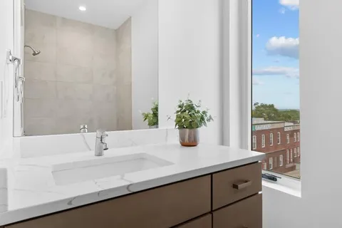 $696,768 | 1033 Pacific Street, Kansas City, MO 64106