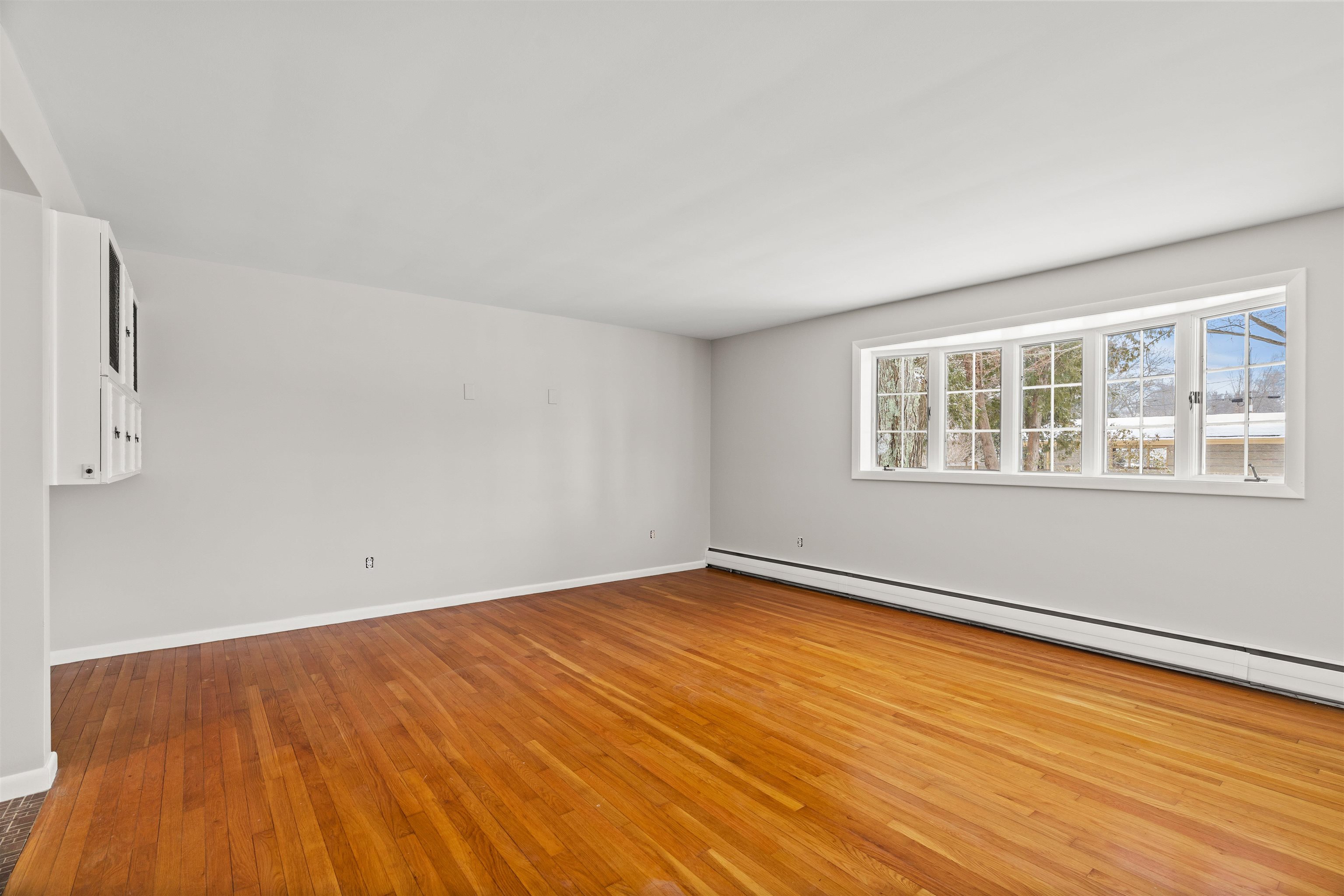 151 North Acres Road Manchester, NH 03104 - Photo 11 of 51 Gallery Image 11