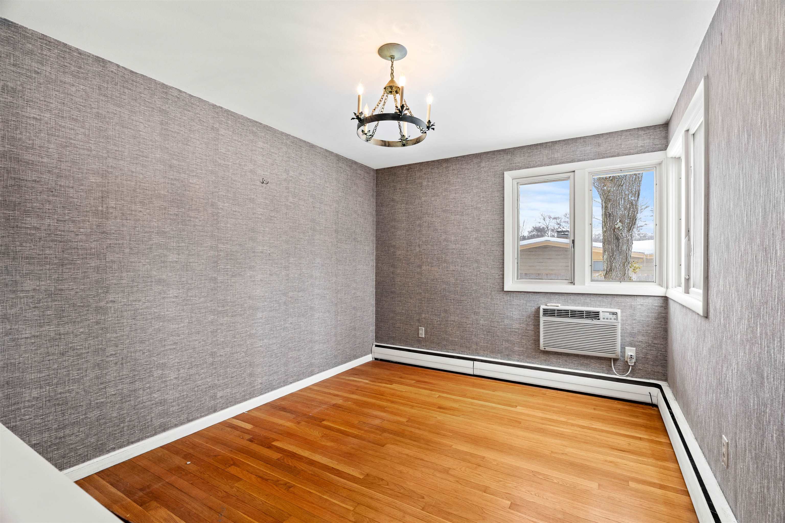 151 North Acres Road Manchester, NH 03104 - Photo 26 of 51 Gallery Image 26