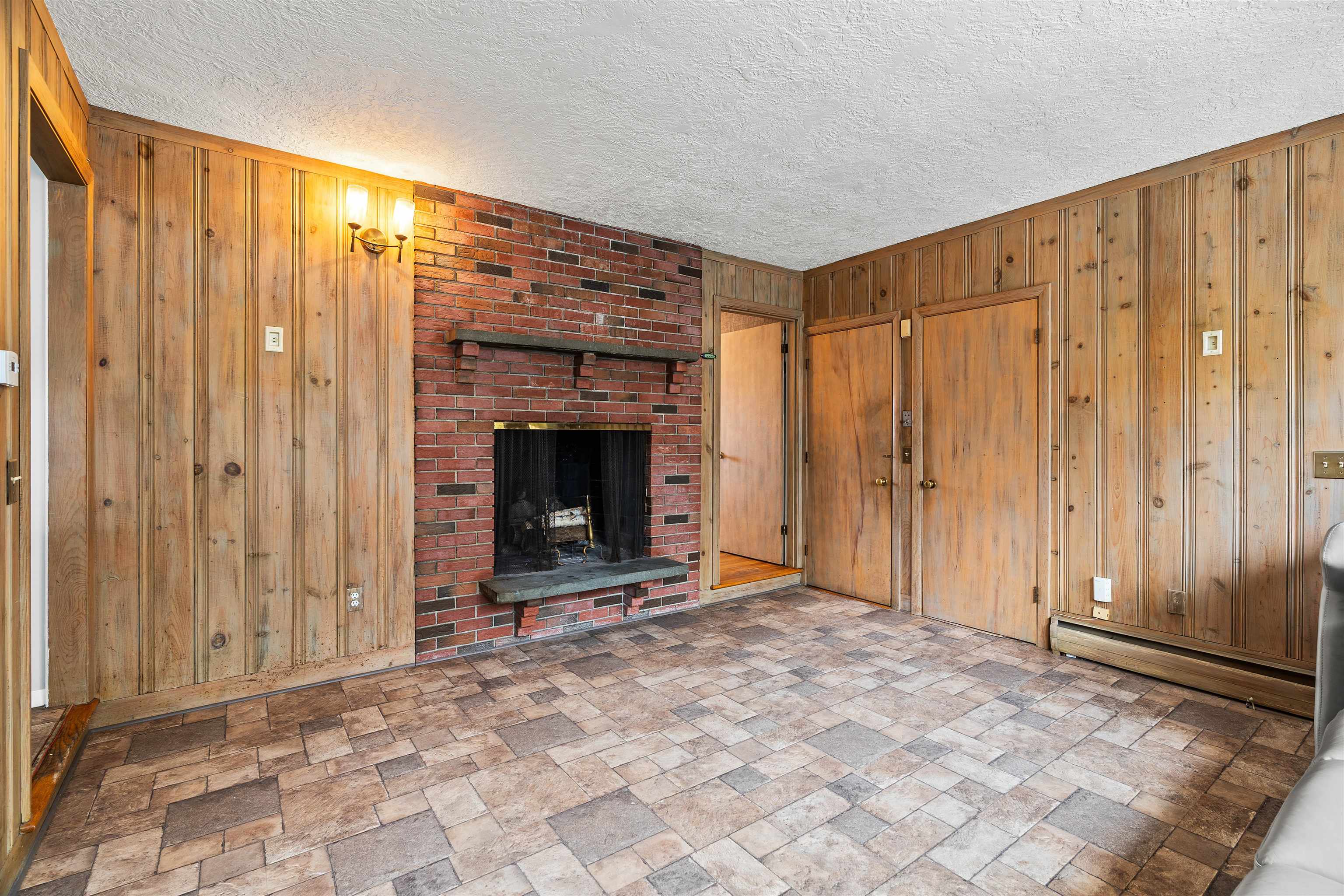 151 North Acres Road Manchester, NH 03104 - Photo 31 of 51 Gallery Image 31