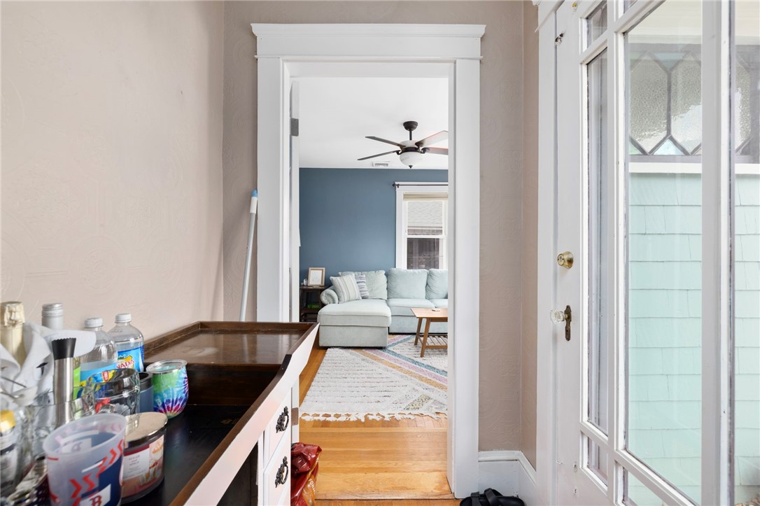 92 Colonial Road Providence, RI 02906 - Photo 25 of 49 Gallery Image 25