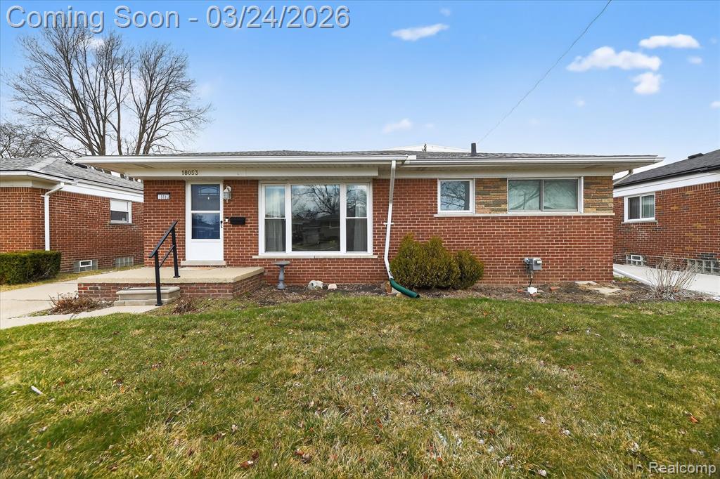 18053 Airport Road Fraser, MI 48026 - Photo 1 of 26