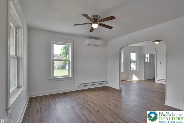 $2,400 | 1660 Main Street, Hellertown, PA 18055