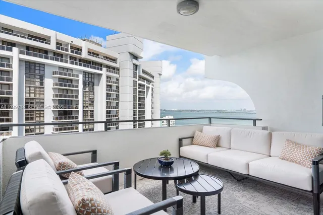 $13,000 | 11 Island Avenue, Unit 2107, Miami Beach, FL 33139