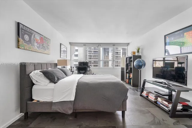 $13,000 | 11 Island Avenue, Unit 2107, Miami Beach, FL 33139