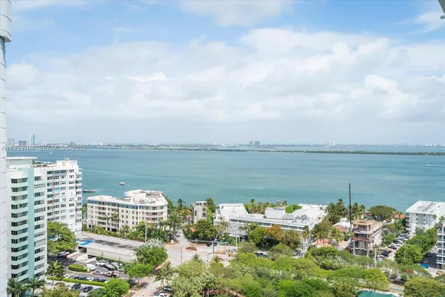 $13,000 | 11 Island Avenue, Unit 2107, Miami Beach, FL 33139