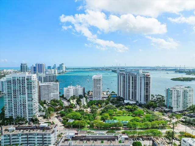 $13,000 | 11 Island Avenue, Unit 2107, Miami Beach, FL 33139