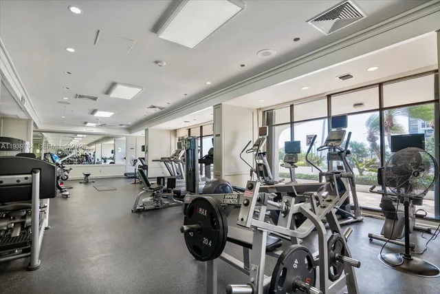 $13,000 | 11 Island Avenue, Unit 2107, Miami Beach, FL 33139