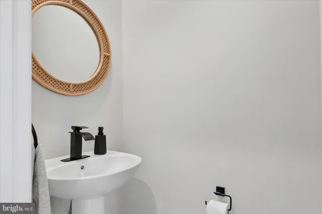 $450,000 | 38518 Ketch Drive, Selbyville, DE 19975