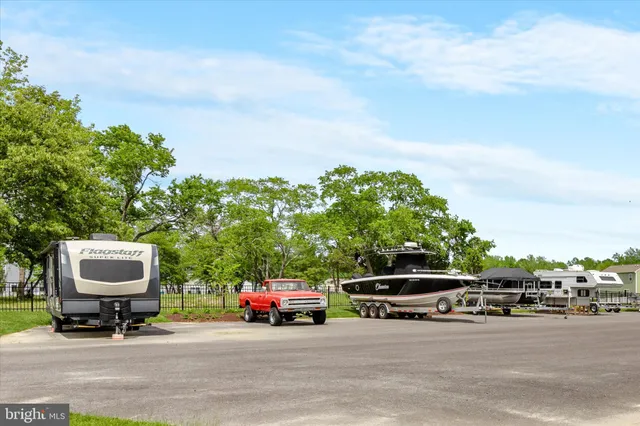 $450,000 | 38518 Ketch Drive, Selbyville, DE 19975