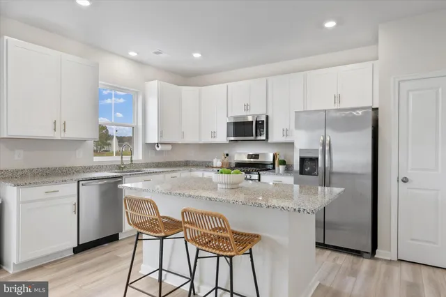 $450,000 | 38518 Ketch Drive, Selbyville, DE 19975