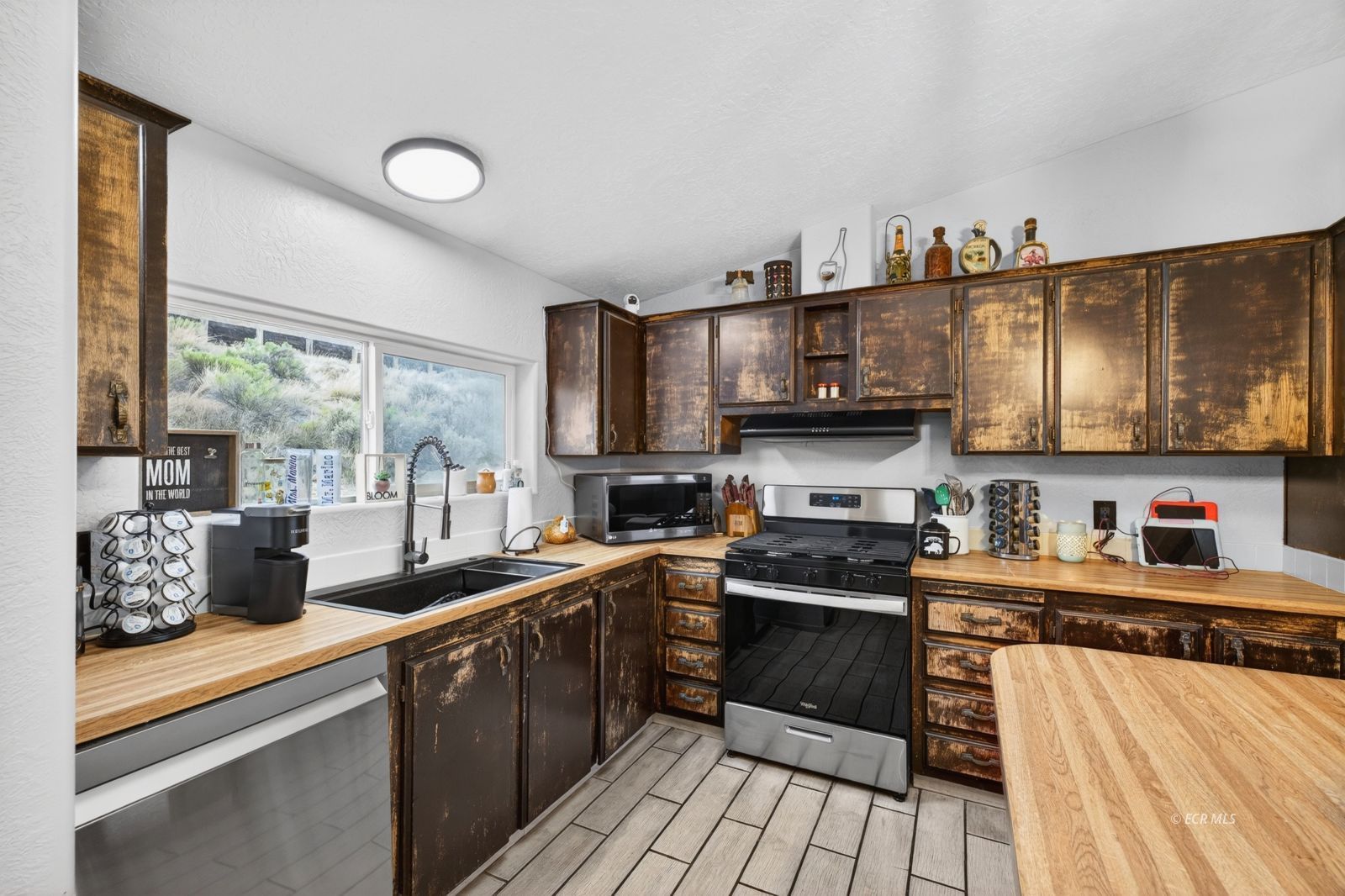 538 Spring Valley Parkway Spring Creek, NV 89815 - Photo 21 of 44