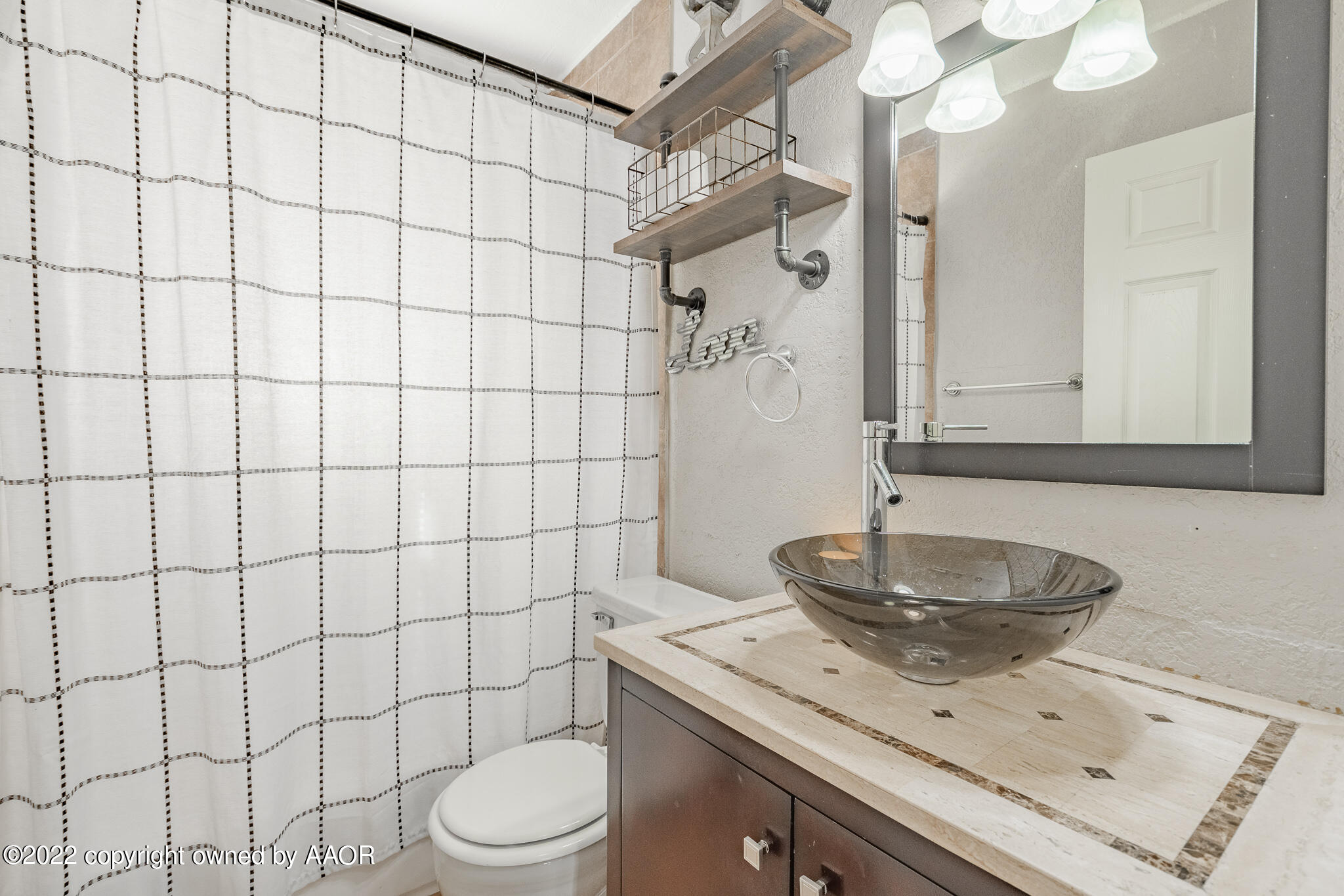 4108 Gables Street Amarillo, TX 79110 - Photo 12 of 17 bathroom