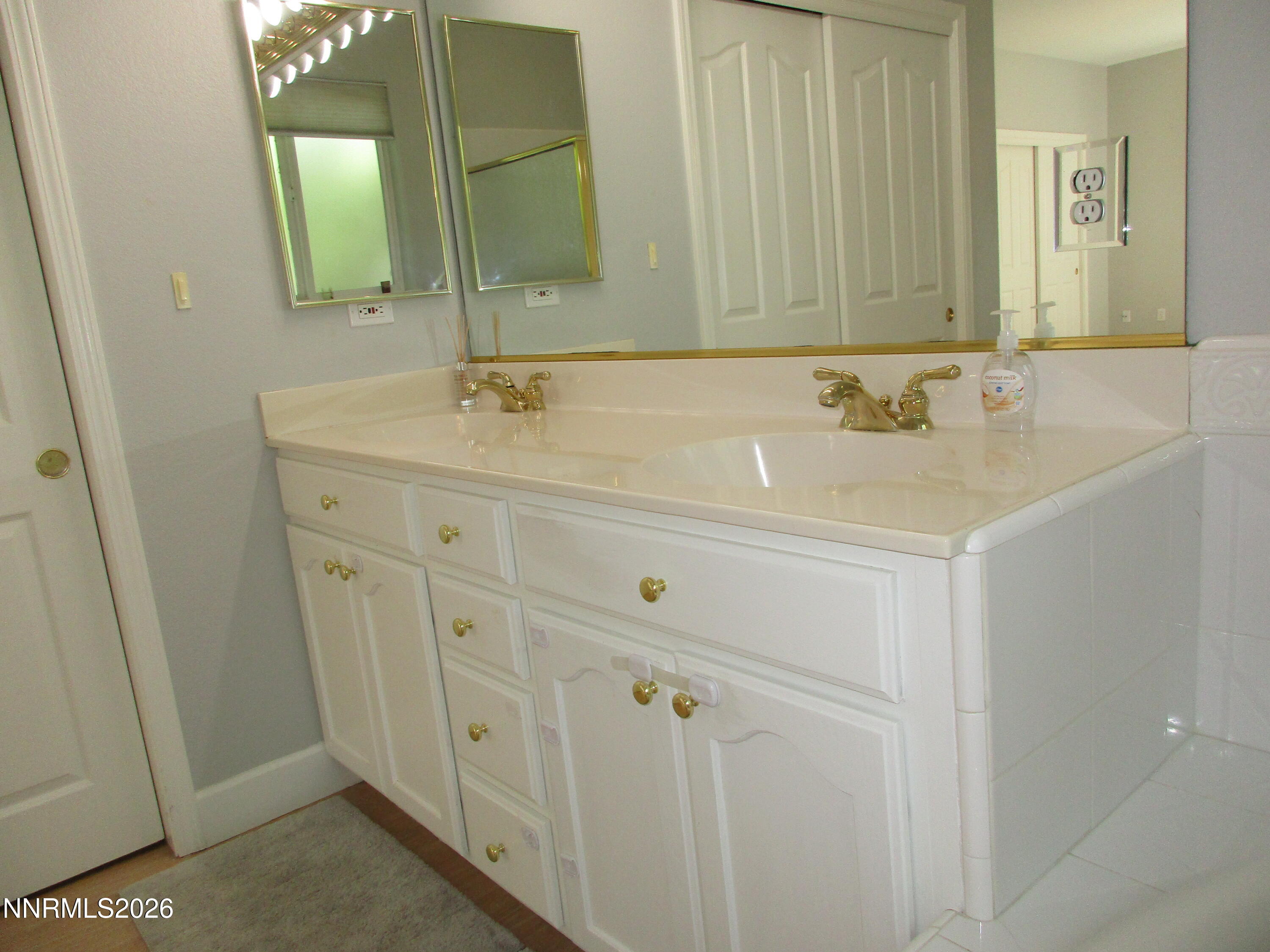 2495 Taylor Way Carson City, NV 89703 - Photo 23 of 35 IMG_1287