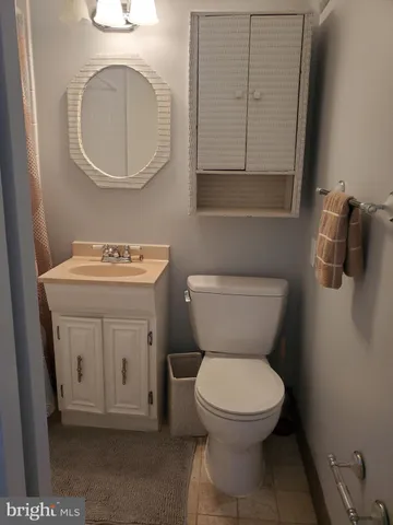 $295,000 | 7336 Lee Highway, Unit 203, Falls Church, VA 22046