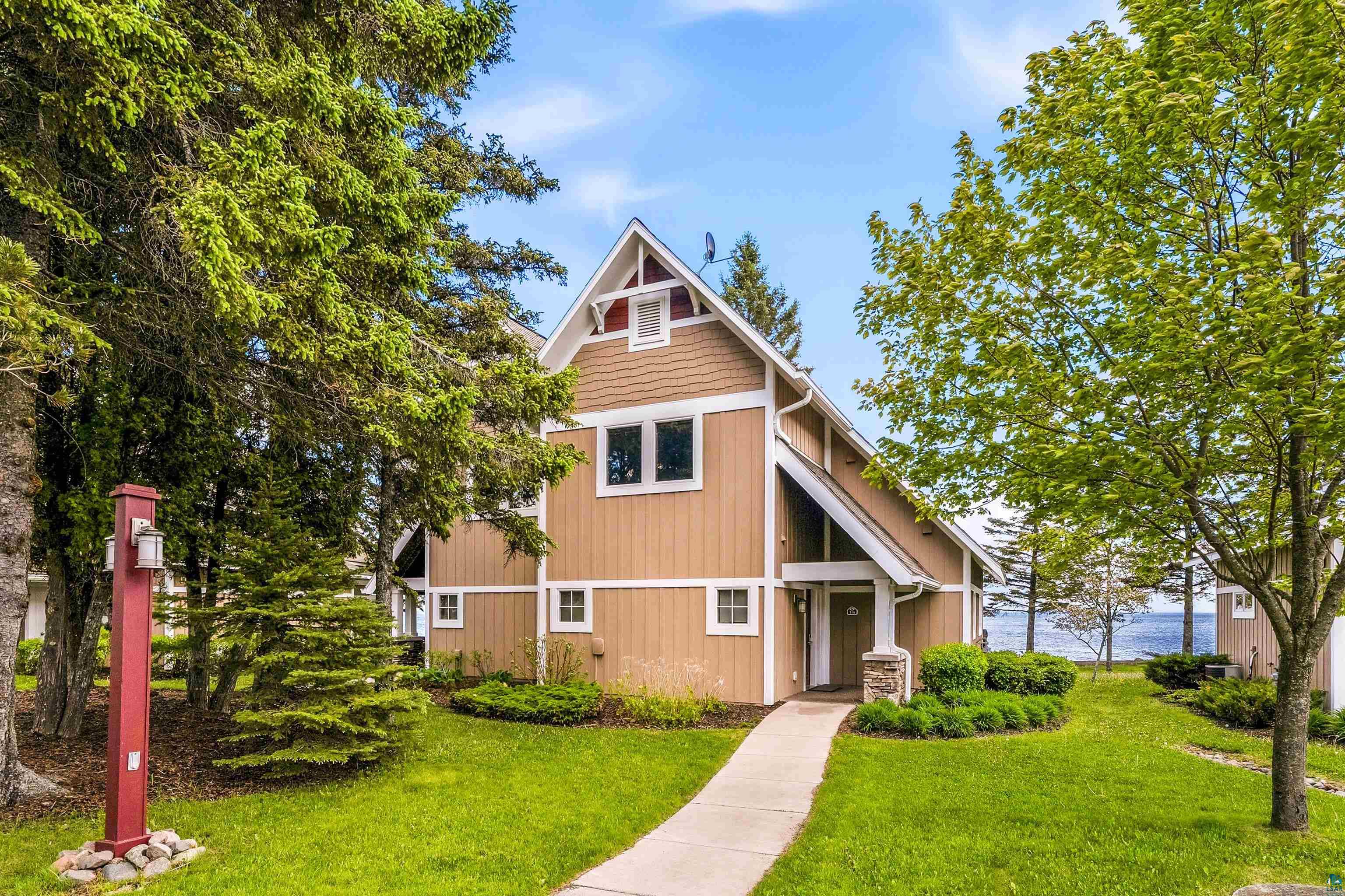 596 Larsmont Way, Unit 310 Two Harbors, MN 55616 - Photo 32 of 60
