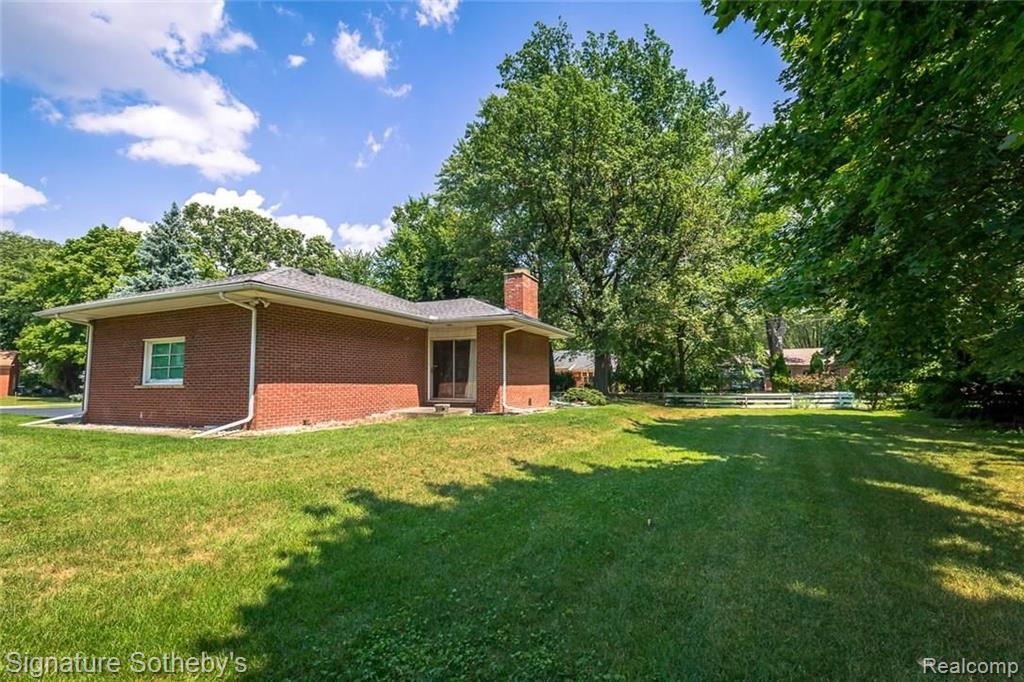 17531 Ramsgate Drive Lathrup Village, MI 48076 - Photo 37 of 37