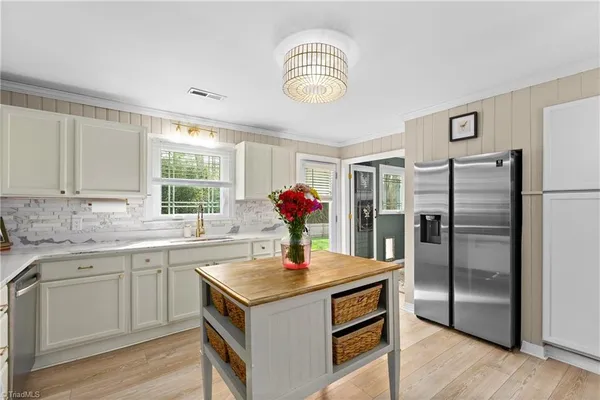$385,000 | 532 Lakeside Drive, Walnut Cove, NC 27052