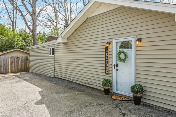 $385,000 | 532 Lakeside Drive, Walnut Cove, NC 27052