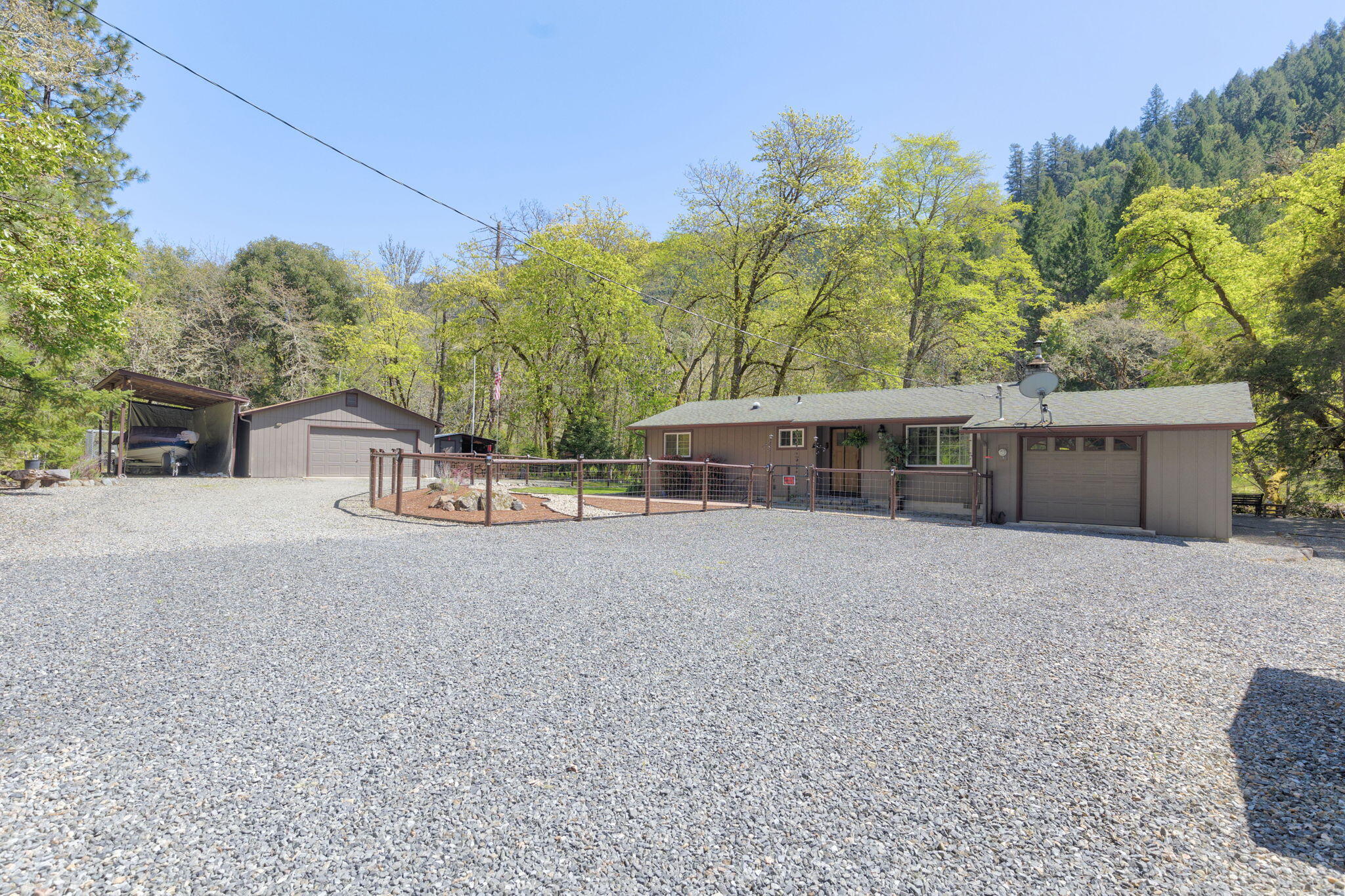 3445 Granite Hill Road Grants Pass, OR 97526 - Photo 2 of 43 30-web-or-mls-3445-granite-hill-rd