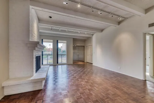 $3,500 | 7145 East McDonald Drive, Paradise Valley, AZ 85253