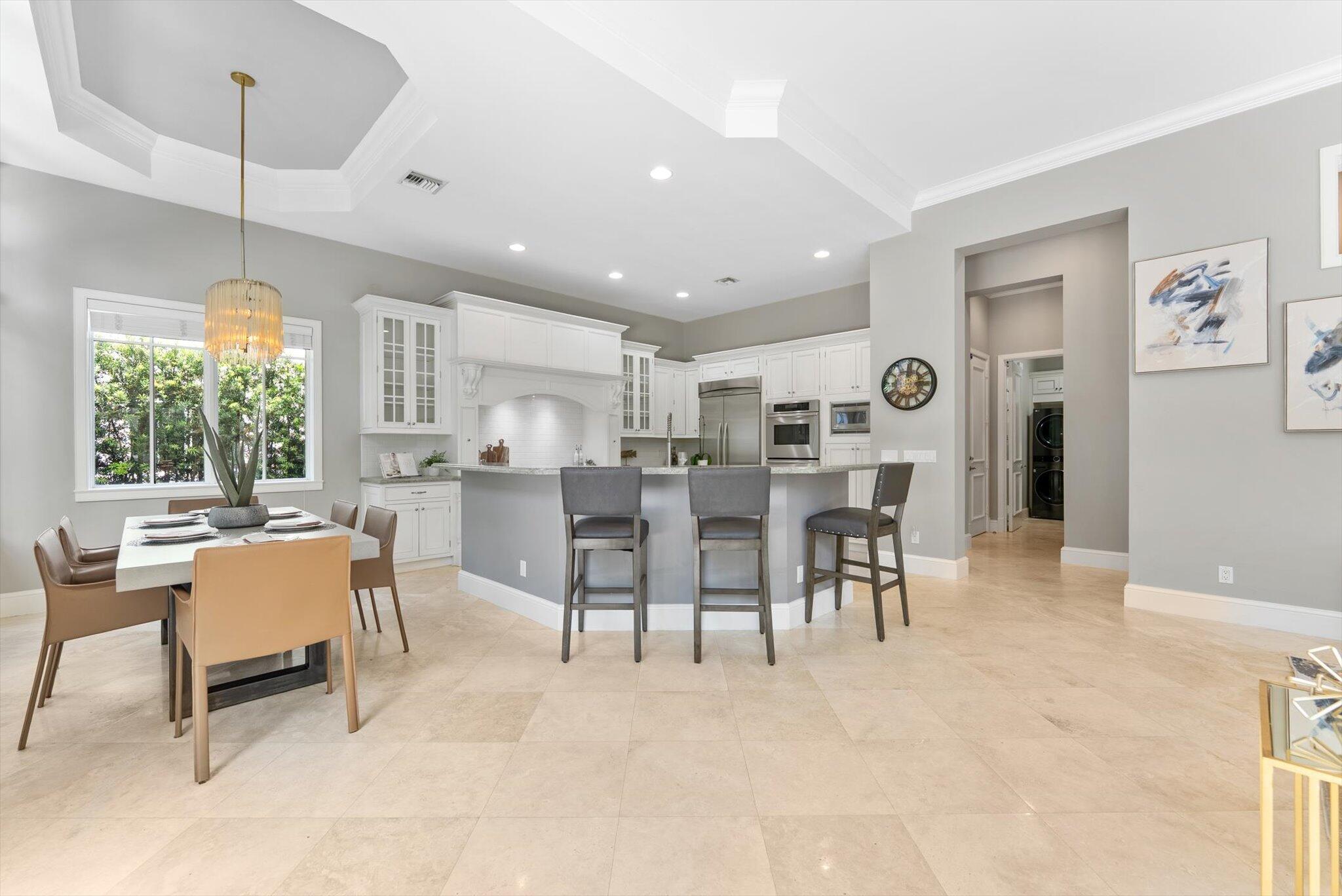 475 Northeast 4th Street Boca Raton, FL 33432 - Photo 23 of 88 Kitchen Dining
