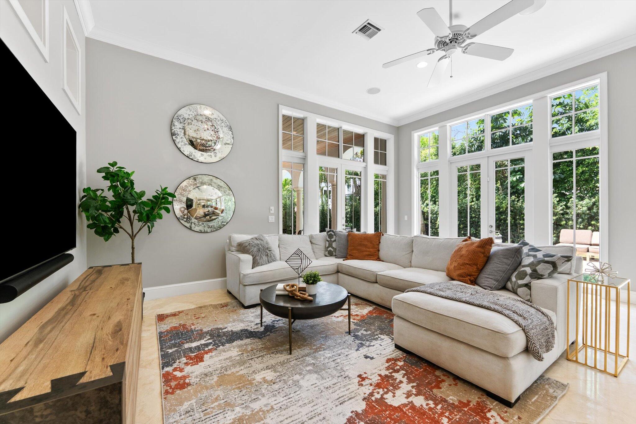 475 Northeast 4th Street Boca Raton, FL 33432 - Photo 26 of 88 Family Room