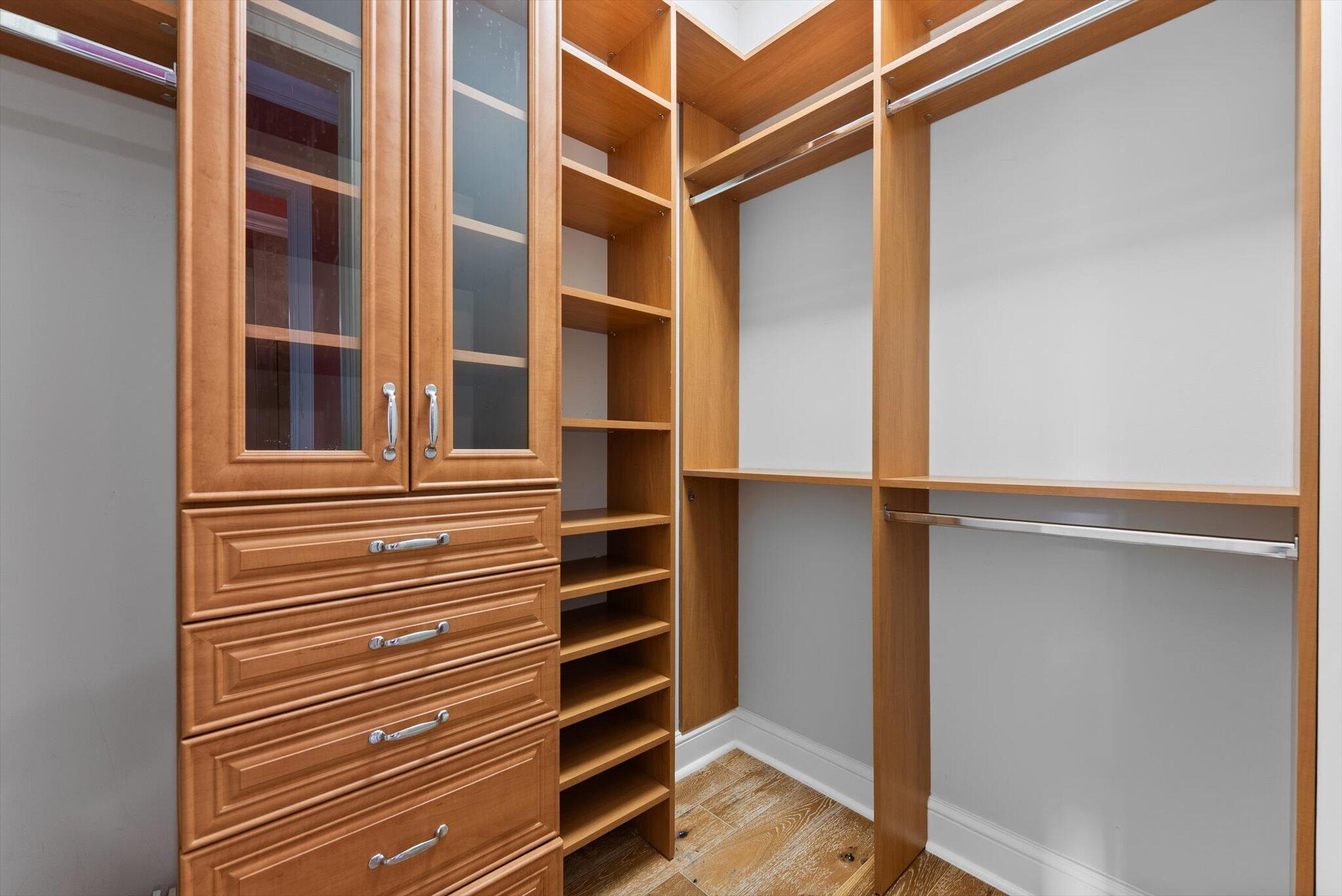 475 Northeast 4th Street Boca Raton, FL 33432 - Photo 43 of 88 Primary Closet